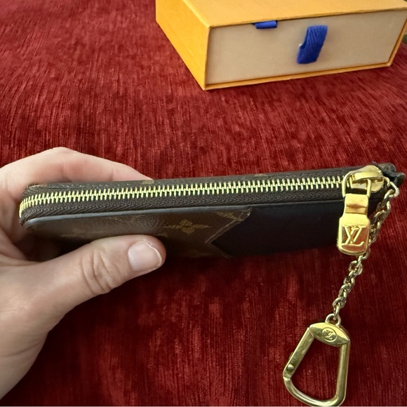 Louis Vuitton Recto Verso - Picture 5 of 12